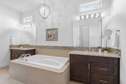 117 Spring Water Close, Heritage Pointe, AB - Indoor Photo Showing Bathroom