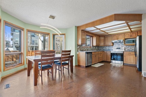 133 Carr Crescent, Okotoks, AB - Indoor