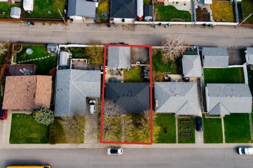 9812 2 Street Se, Calgary, AB - Outdoor