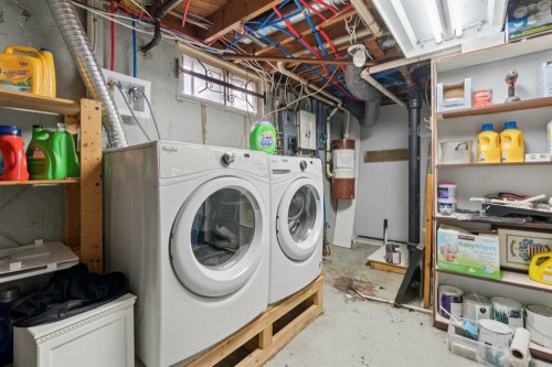 9812 2 Street Se, Calgary, AB - Indoor Photo Showing Laundry Room