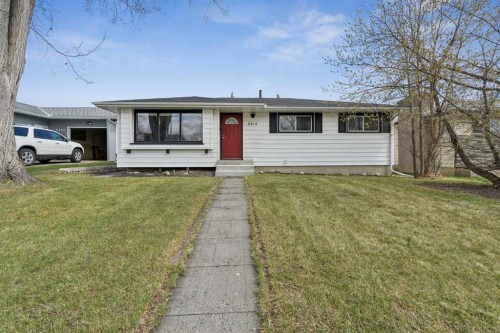 9812 2 Street Se, Calgary, AB - Outdoor