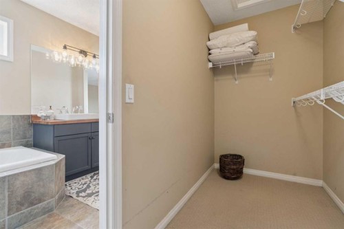 59 Heritage Cove, Heritage Pointe, AB - Indoor Photo Showing Bathroom
