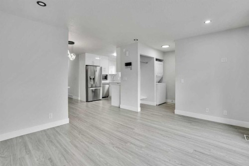 44 Falmead Road Ne, Calgary, AB - Indoor Photo Showing Other Room