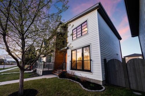 623 Walden Drive Se, Calgary, AB - Outdoor