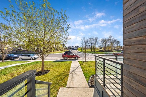 623 Walden Drive Se, Calgary, AB - Outdoor