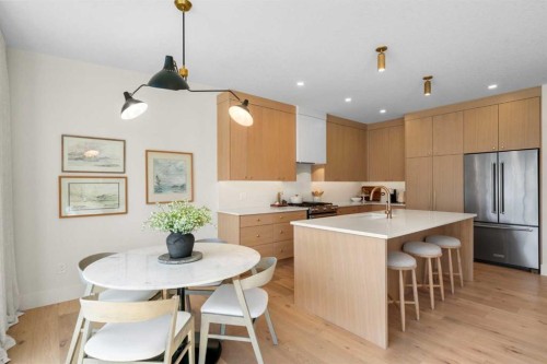 2853 14 Avenue Sw, Calgary, AB - Indoor Photo Showing Other Room