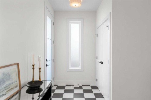 2853 14 Avenue Sw, Calgary, AB - Indoor Photo Showing Other Room