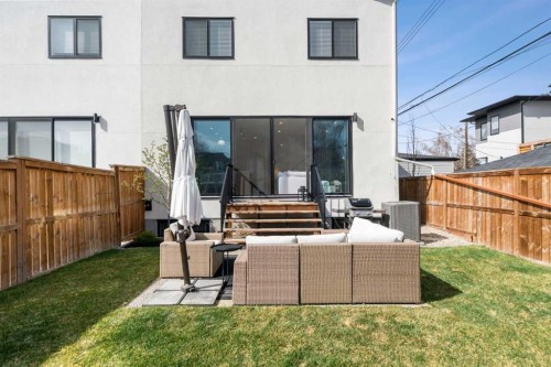 2853 14 Avenue Sw, Calgary, AB - Outdoor