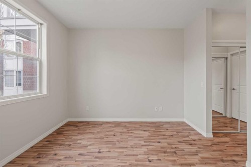 206-3651 Marda Link Sw, Calgary, AB - Indoor Photo Showing Other Room
