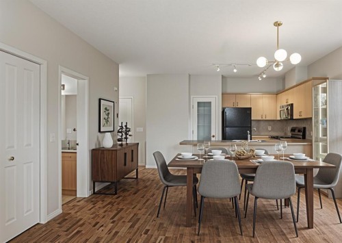 206-3651 Marda Link Sw, Calgary, AB - Indoor Photo Showing Dining Room