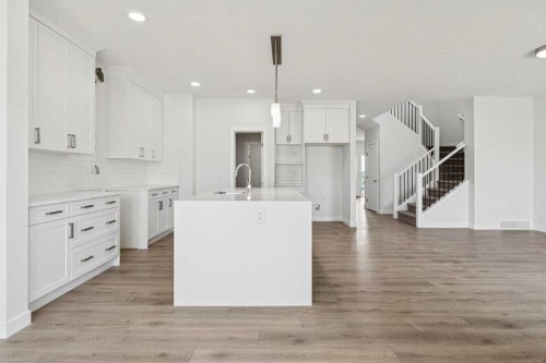 10 Quartz Gate, Balzac, AB - Indoor Photo Showing Kitchen With Upgraded Kitchen