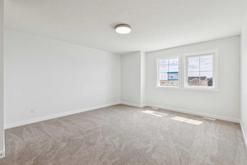 10 Quartz Gate, Balzac, AB - Indoor Photo Showing Other Room