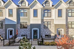 158 Les Jardins Park SE Calgary, AB T2C 5V3