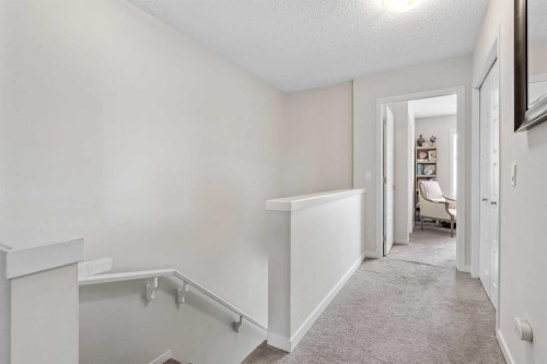 151 New Brighton Walk Se, Calgary, AB 