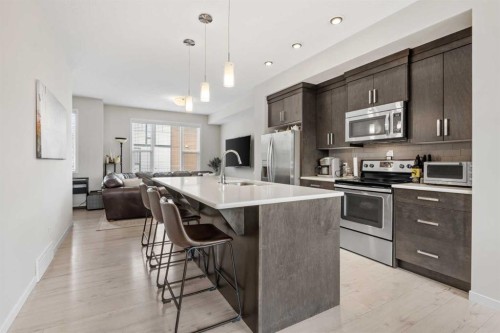 151 New Brighton Walk Se, Calgary, AB 