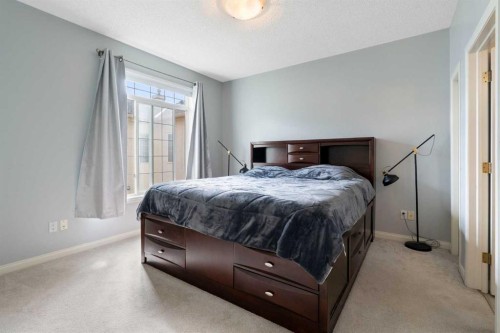 210-5703 5 Street Sw, Calgary, AB - Indoor Photo Showing Bedroom