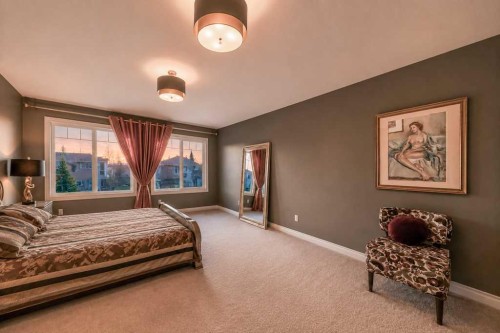 23 Aspen Summit Mount Sw, Calgary, AB - Indoor Photo Showing Bedroom