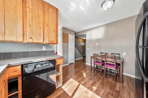 120 Pennsburg Way Se, Calgary, AB 