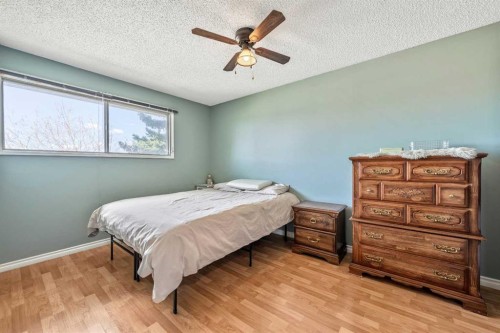 120 Pennsburg Way Se, Calgary, AB 