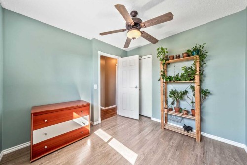 120 Pennsburg Way Se, Calgary, AB 