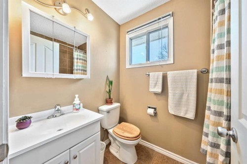 120 Pennsburg Way Se, Calgary, AB 