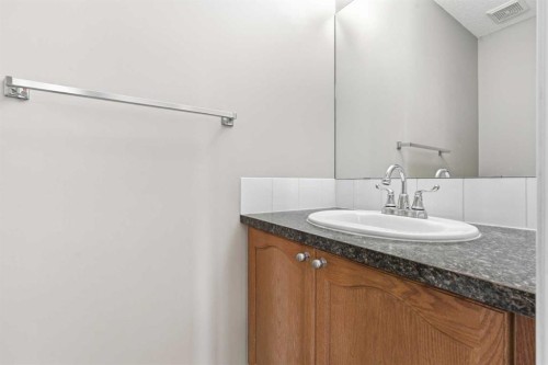 49 Evermeadow Manor Sw, Calgary, AB 