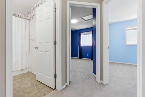 49 Evermeadow Manor Sw, Calgary, AB 