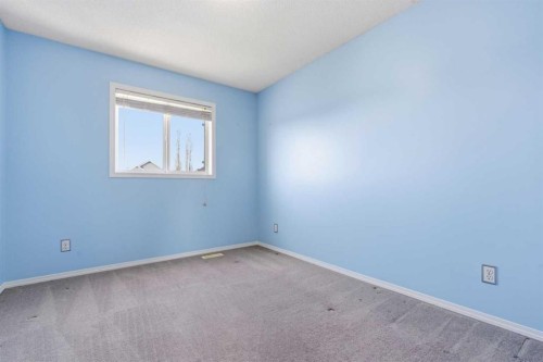 49 Evermeadow Manor Sw, Calgary, AB 