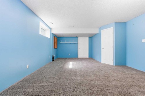 49 Evermeadow Manor Sw, Calgary, AB 