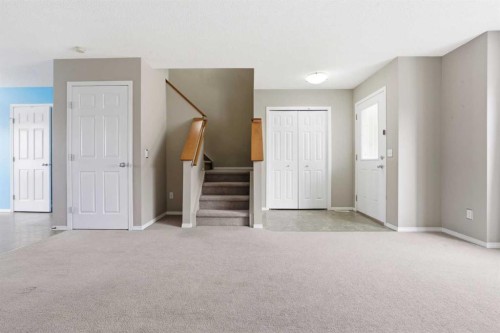49 Evermeadow Manor Sw, Calgary, AB 