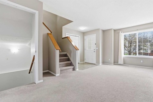 49 Evermeadow Manor Sw, Calgary, AB 