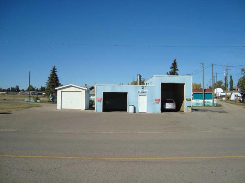 116 1St Avenue, Trochu, AB 