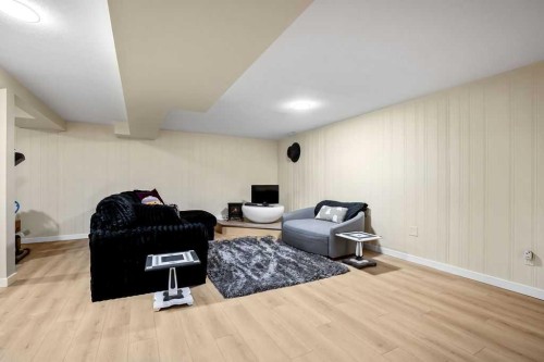 99 Beddington Crescent Ne, Calgary, AB - Indoor Photo Showing Other Room