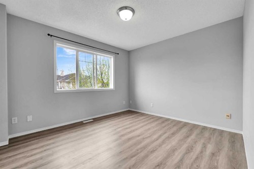 164 Bridleridge Gardens Sw, Calgary, AB - Indoor Photo Showing Other Room