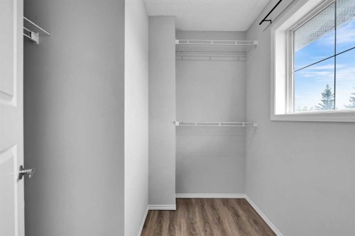 164 Bridleridge Gardens Sw, Calgary, AB - Indoor