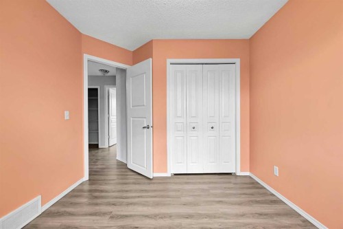 164 Bridleridge Gardens Sw, Calgary, AB - Indoor Photo Showing Other Room