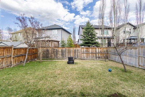 112 Everridge Drive Sw, Calgary, AB - Outdoor