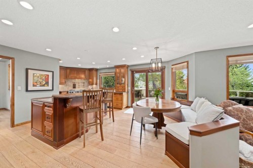 527 Scimitar Bay Nw, Calgary, AB - Indoor