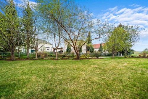 527 Scimitar Bay Nw, Calgary, AB - Outdoor