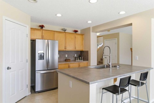 143 Coventry Hills Drive Ne, Calgary, AB - Indoor Photo Showing Kitchen
