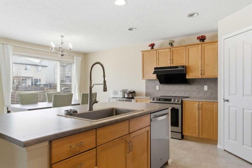143 Coventry Hills Drive Ne, Calgary, AB - Indoor Photo Showing Kitchen