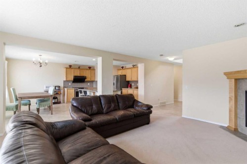 143 Coventry Hills Drive Ne, Calgary, AB - Indoor Photo Showing Living Room