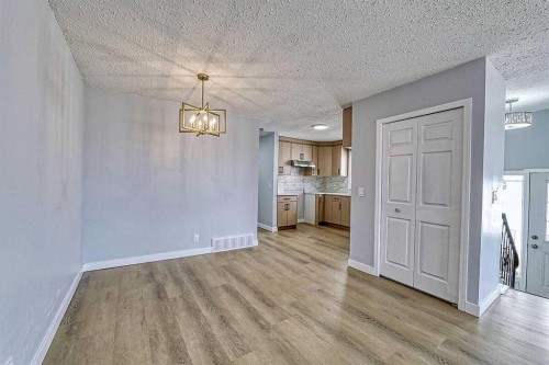 71 Falton Drive Ne, Calgary, AB - Indoor