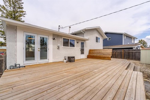 5207 5 Avenue Se, Calgary, AB - Outdoor With Deck Patio Veranda With Exterior