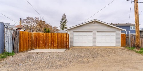 5207 5 Avenue Se, Calgary, AB - Outdoor With Exterior