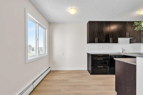 406-4455A Greenview Drive Ne, Calgary, AB - Indoor Photo Showing Other Room