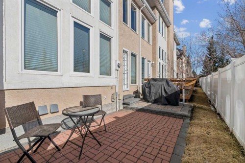 110 Candle Terrace Sw, Calgary, AB - Outdoor With Exterior
