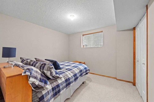 30 Gleneagles View, Cochrane, AB - Indoor