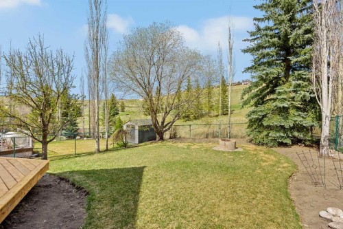 30 Gleneagles View, Cochrane, AB - Outdoor