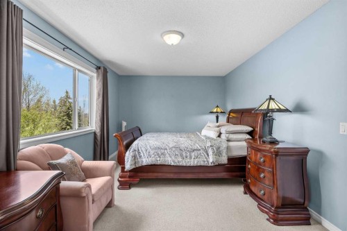 11178 Hidden Valley Drive Nw, Calgary, AB - Indoor Photo Showing Bedroom